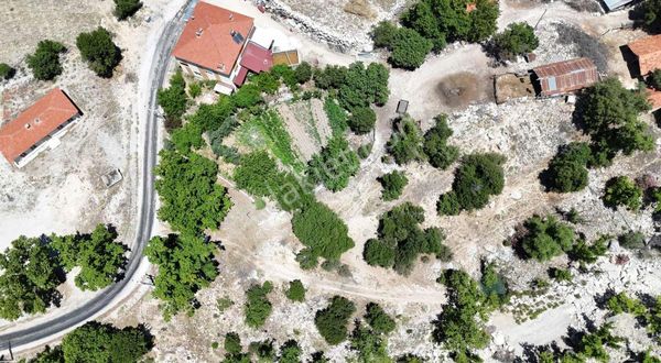 Köy İçi Elektrik Su İçinde Kargır Ev Var Satılık Tarla