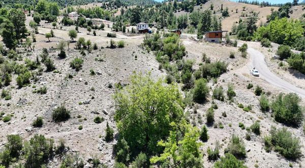 Elektırık Su Yolu Var Ev Yapılabilir Satılık Tarla