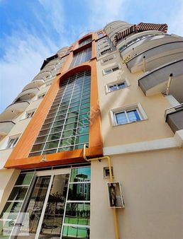 Çiftlikköy De Site İçerisinde Havuzlu Satılık 3+1 Daire