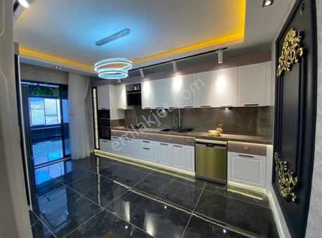 Beymahall Gyo Göktürk Cadde Üzeri Ön Cephe 3+1 Daire