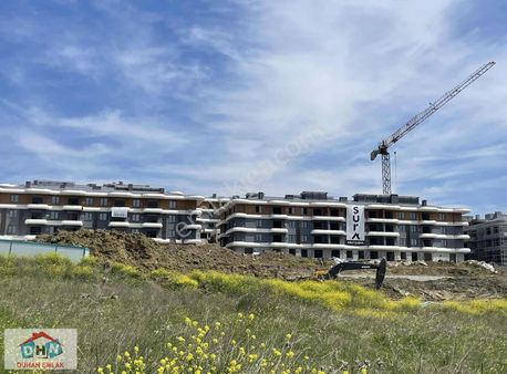 Duhan Emlak'tan Çiftlikköy Çiftlik Mh. 359 M2 3 Kat İmarlı Arsa