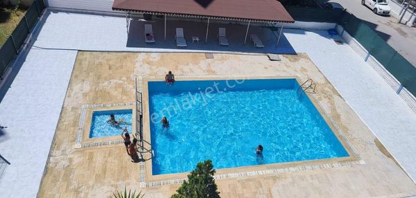 Hurma'da Yüzme Havuzlu Sitede 3+1 Denize Yakın Satılık Daire