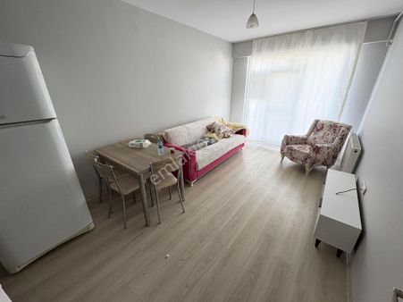 Marmara'dan Dörtkaya'da 1+1 Eşyalı Kiralık Daire