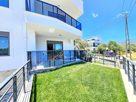 ▶ ▶ Akçay Körfez'den Güre'de Deniz Manzaralı 4+1 Sıfır Satılık Villa