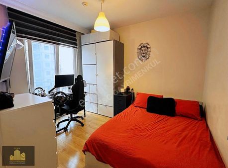 Acil Esenyurt İnnovia Sitesinde Satılık Booşş 1+1 55 M2 Daire