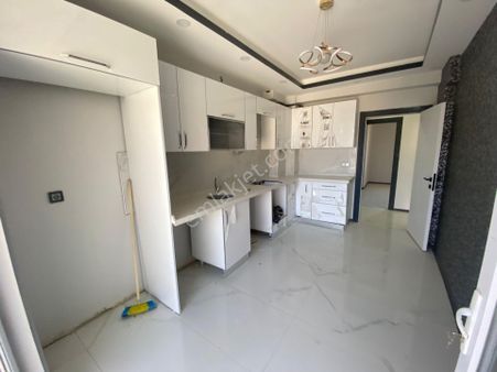 ***akademi'den Sütlüce' De Yeni 3+1 Satılık Daire***