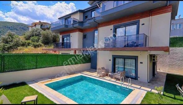 Stop’tan Karaçulha’da Doğayla İç İçe Lüks Yaşam