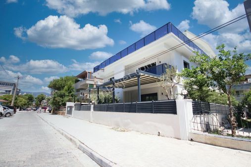 🛑🛑aktif'ten Akçay Merkez'de Denize 20mt Müstakil Tadında 40m2 Bahçeli Sıfır 1+1daire