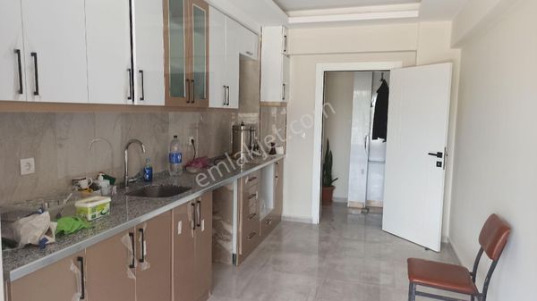 Sav Da Sebze Hali Yakını İnşaat Halinde Sıfır 2+1 Daire