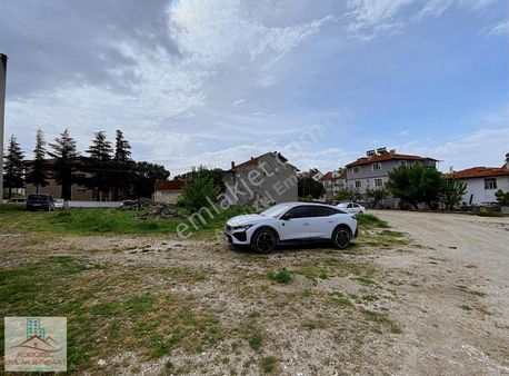 Demirci Akıncılar Mahallesi'nde Satılık Fırsat Arsalar