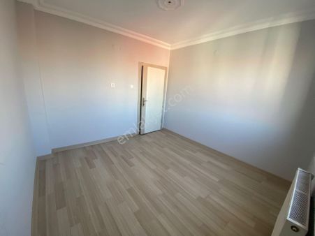 Acil !! Aktif Emlak' Tan Satılık 3. Son Katta Full Yapılı Daire