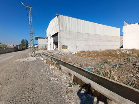 Akkapı Mah. Şimşek Ambalaj Arası Yol Üzeri 400 M² Satılık Arsa