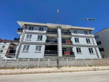 Afyon Üçok Emlaktan Gazi Mah Satılık Sıfır Lüx 3+1 Daireler