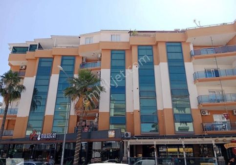 Osmaniye Merkezde Kapalı Otoparklı Asansörlü 4 + 1 Ayrı Mutfak Daire