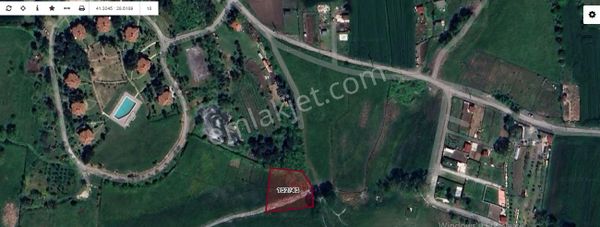 Arnavutköy Balabanda Satılık Arsa , 253 M2 Yolu Var Evlerin Yakını Çevrili