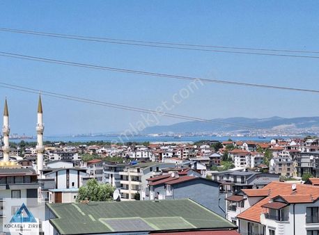 Çok Merkezi Konumda Lüks, Geniş 4+1 Ç.dub Daire, Yeşilyurt Mah.