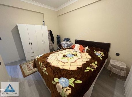 5+1 657m2 Bahçe Kullanımlı Satılık Villa
