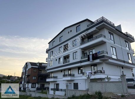 Paşadağ Mah.de Geniş Eğimsiz Çatı Dubleks 4+1 Satılık Daire