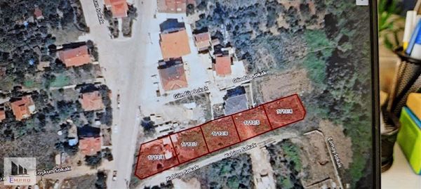 Başiskele Bahçecikte Villalık Arsalar