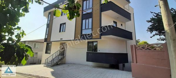 Merkezi Konumda 2+1 Sıfır Arakat Daire