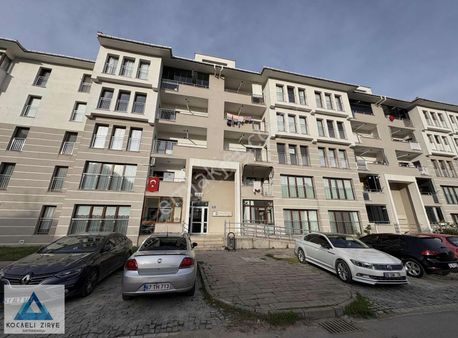 Gölcük Toki'de 2+1 93m2 Satılık Arakat Daire