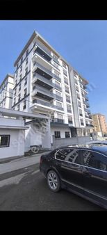 Satılık Yerden Isıtmalı Lüx Ve Geniş 3+1 Daire