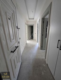 Vizyon Gayrimenkul'den Kurdali'de Satılık 2+0 Lüxs Daire