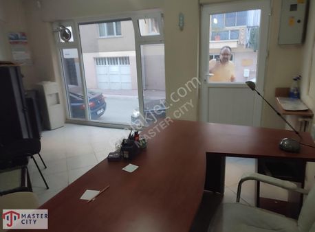 Ömerağa Mah. Satılık Dükkan, Depo Ve 30 M2 Buzdolabı