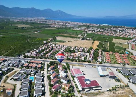 Soğucak'ta Anayola Cephelı, Sıte İçinde Genış Bahçelı 4+1 Yazlık