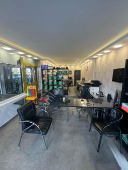 Millioğlu İnşaat'tan Üniversite'de Satılık Dükkan