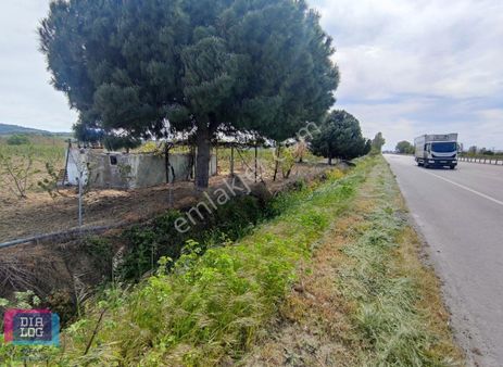 Dıalog İdeal'den Lapsekide Ana Yol Üzerinde Boğaza Yakın Tarla