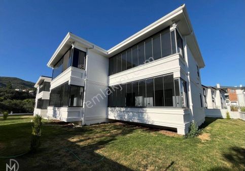 Gürede Geniş Bahçeli Butik Sitede 2+1 Daire Seçenekleri