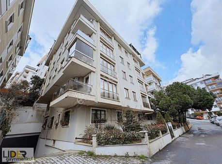 Lider'den İdealtepe'de Koruya Komşu Ön Cephe Ayrı Mutfaklı 2+1