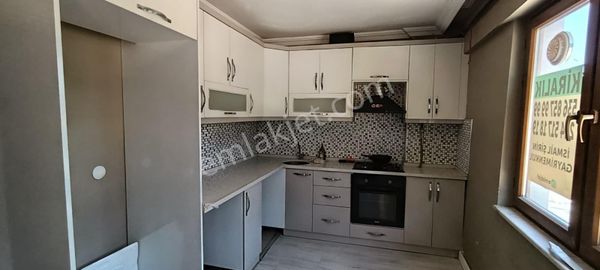 Gemlik Umurbey Aytepe'de Kiralık Daire 2+1 Arakat Kombili Sessiz Sakin Muhitte