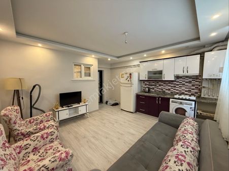 Yeni Binada Krediye Uygun 20 Bin Tl Kira Getirili 1+1 Daire