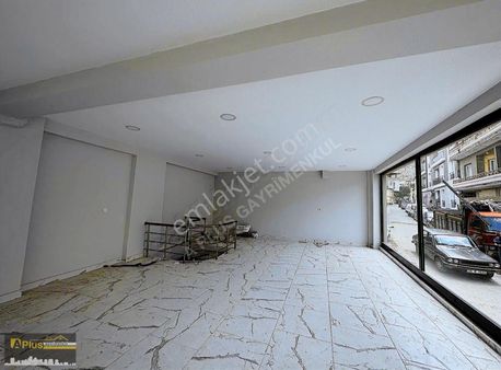A Plus Gayrimenkulden Çarşı İçinde Kiracılı Satılık Dükkan