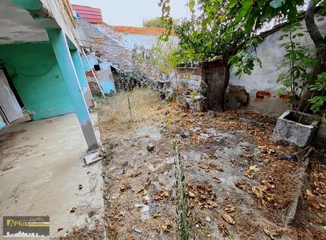 A Plus Gayrimenkulden Satılık Bahçeli 5+1 Mustakil Ev