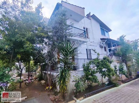 Özderede Site İçi 4+1 Bahçeli Triplex Rw Akar'dan