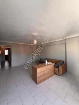 Turyap Buca Dan İnkılap Mahallesinde Emsalsiz Geniş Daire