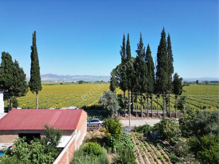 Beyaz Gayrımenkulden Selimşahlar Mh De 120 M2 İmarlı Arsa