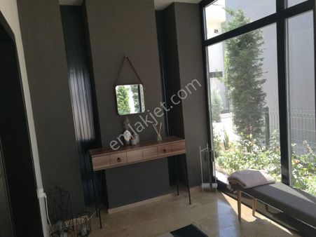 Buharada Müstakil Site İçi Villa