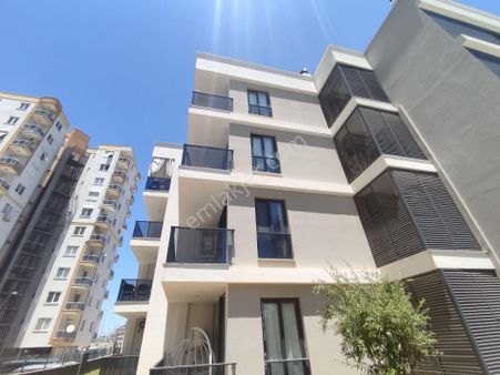 Antalya Aksu Altıntaş'ta Havuzlu Lüks Site İçi Full Eşyalı 1+1 Satılık Daire...