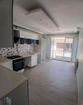 Batıkent'te 4+1 Geniş Medine Camii'ne Yakın Satılık Dubleks Daire