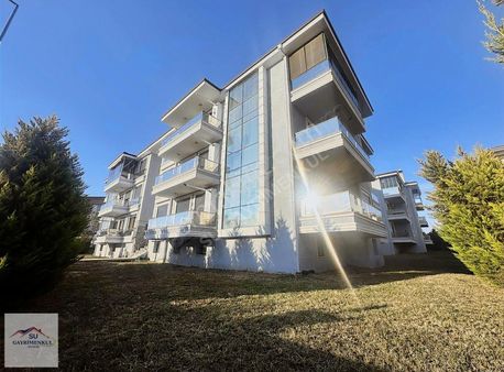 Ayvalık Su Gayrimenkul'den Satılık 3+1 Doğalgazlı Daire