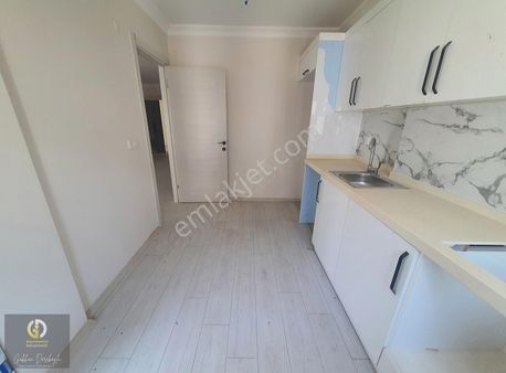 Seyrek Üniversite Yakını Satılık 2+1 Sıfır Daire