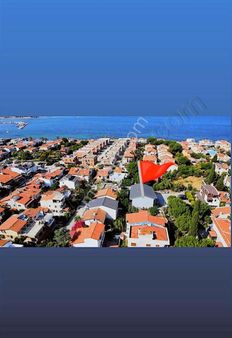 40/80 İmarlı 417m2 Denize 200 Metre