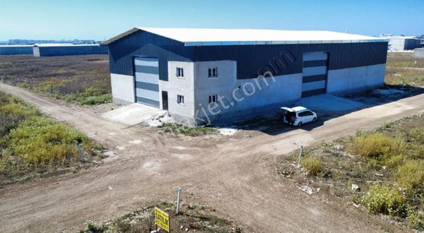 Mobilyacılar Sitesinde Köşe Başı 1.000 Metre Satılık İş Yeri