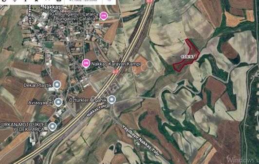 Çatalca Nakkaşta Satılık Arsa , 365 M2 Yolu Var Hisseli