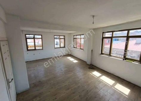 Samsun İlkadım 19 Mayıs Mahallesi'nde Şehir Merkezinde 2+1 Satılık Daire