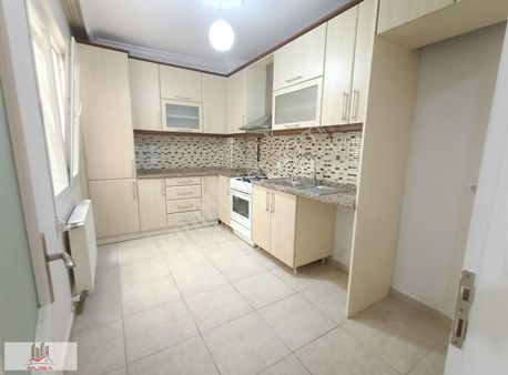 Startkey Muga'dan Kapalı Mutfak,ebeveyn Banyolu Satılık 3+1 Dair